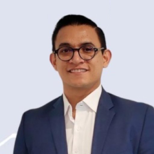 Dr. Javier Martínez